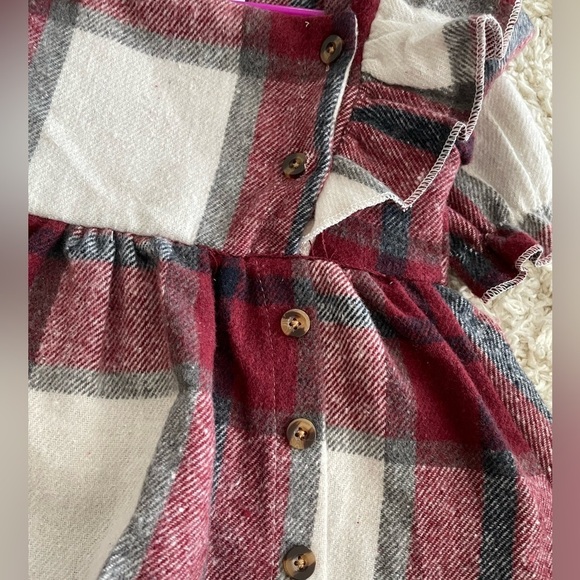 Baby Girl Romper - Picture 13 of 14